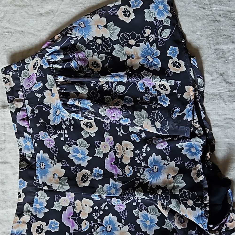 Free People floral chiffon shorts size 2 - Picture 8 of 13
